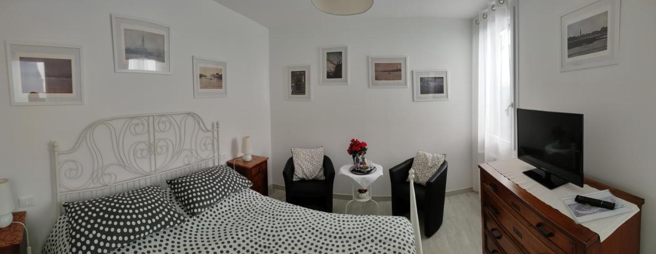 Bed and breakfast Venice Home